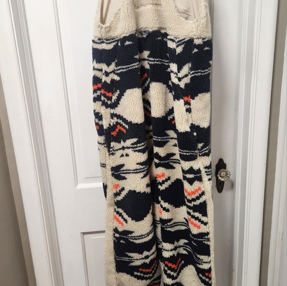 NWOT FREE PEOPLE HIT THE SLOPES FUZZY BIB OVERALLS SZ.S - Picture 5 of 7